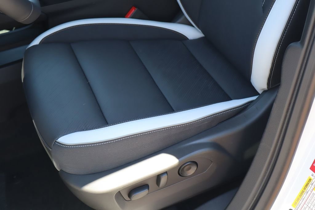 2026 Buick Envision Sport Touring - Photo 11