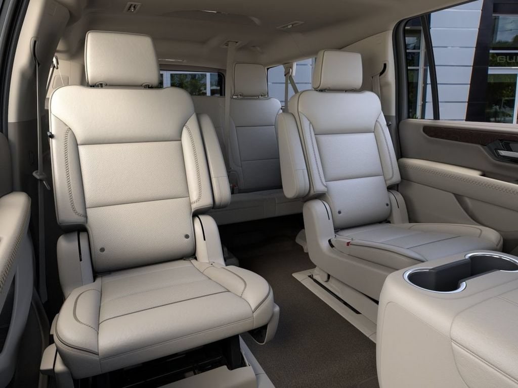 2026 GMC Yukon XL Denali - Photo 17