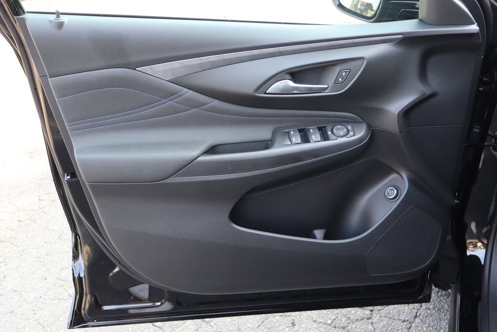 2026 Buick Envista Sport Touring - Photo 9