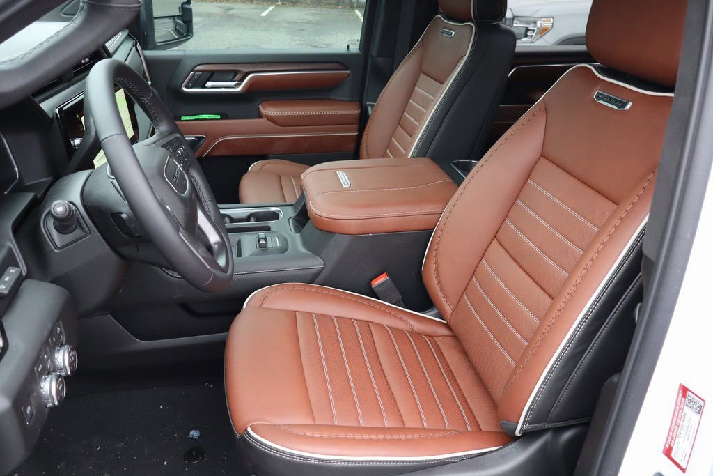 2026 GMC Sierra 3500HD Denali Ultimate - Photo 13