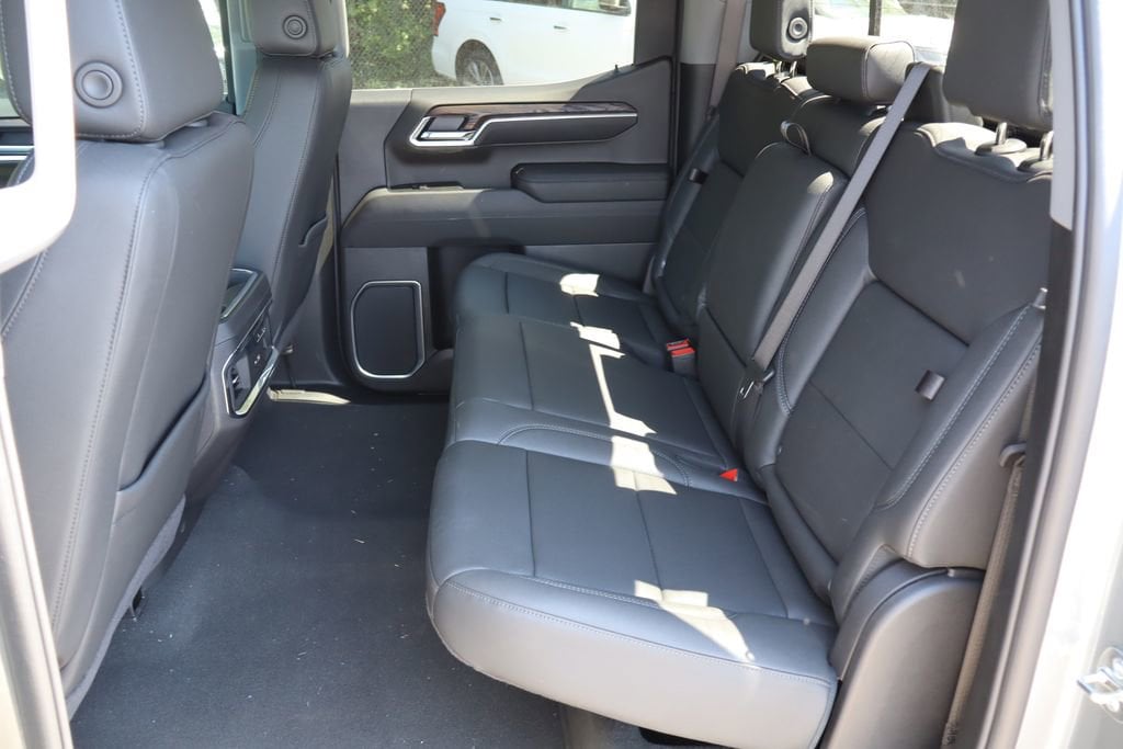2026 GMC Sierra 1500 SLT - Photo 21