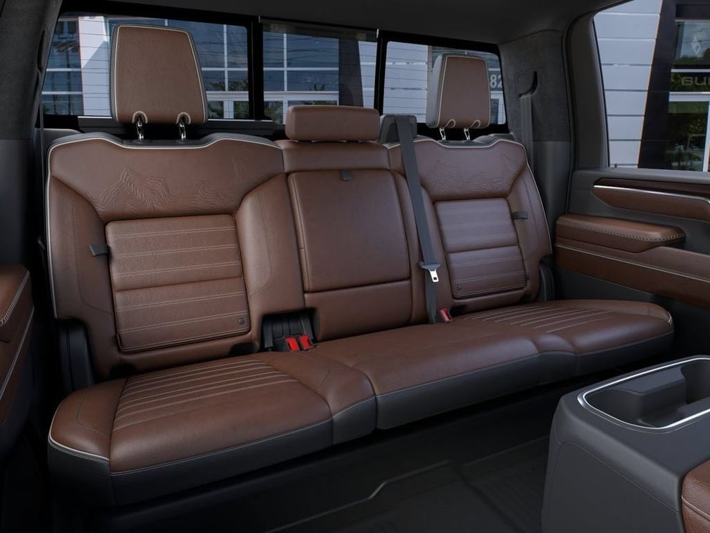 2026 GMC Sierra 2500HD Denali Ultimate - Photo 17