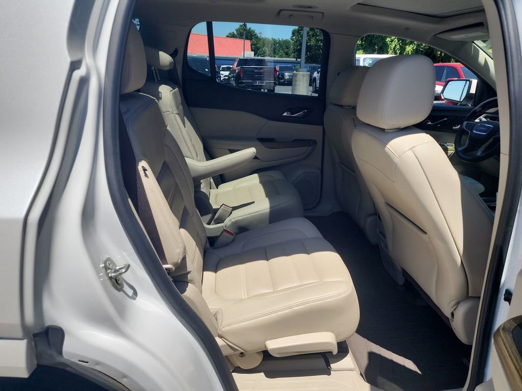 2019 GMC Acadia Denali - Photo 27