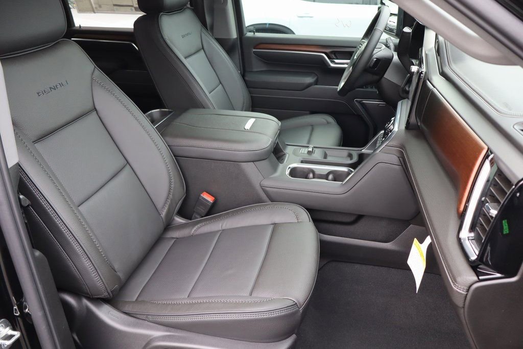 2026 GMC Sierra 3500HD Denali - Photo 26