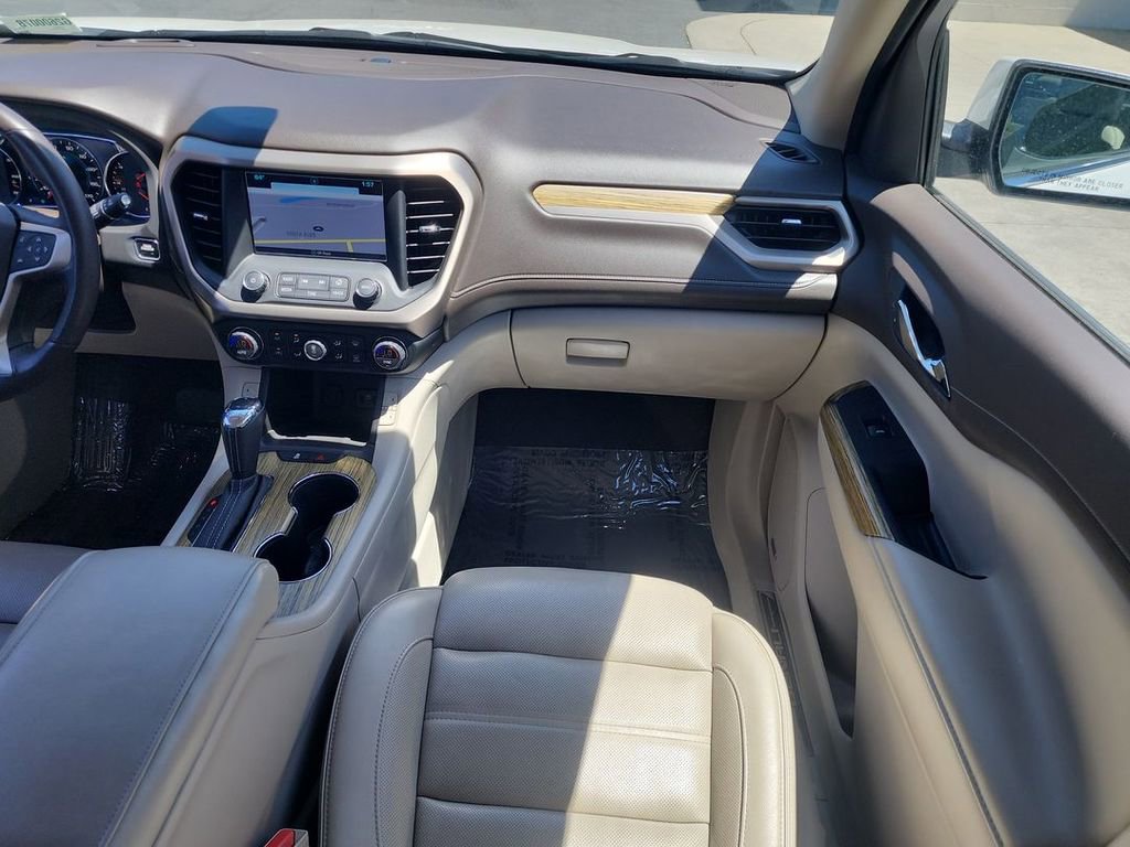 2019 GMC Acadia Denali - Photo 29