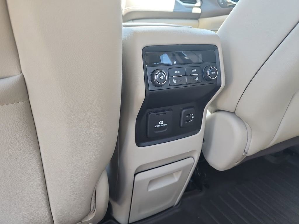 2019 GMC Acadia Denali - Photo 21