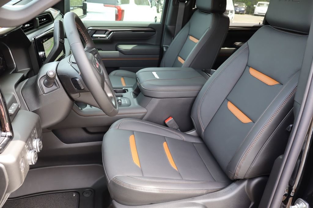 2026 GMC Sierra 2500HD AT4 - Photo 13