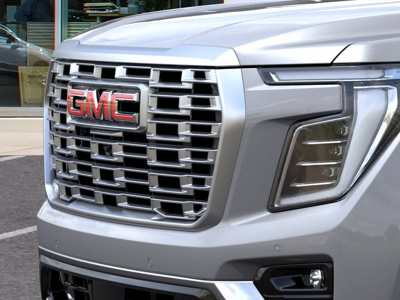 2026 GMC Yukon Denali - Photo 13