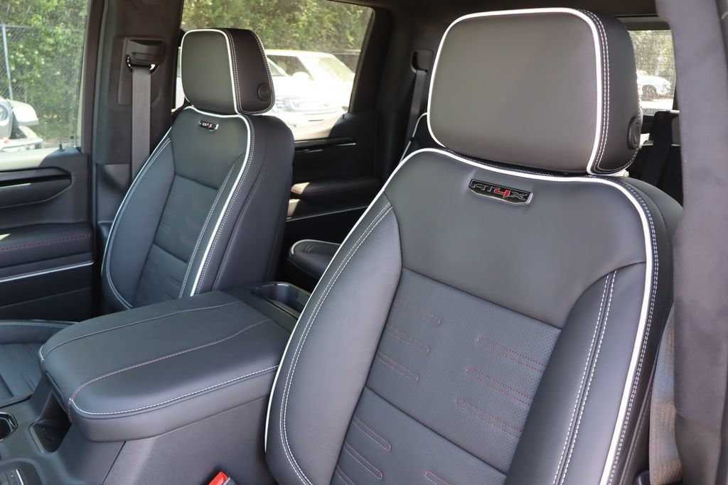 2026 GMC Sierra 1500 AT4X - Photo 14