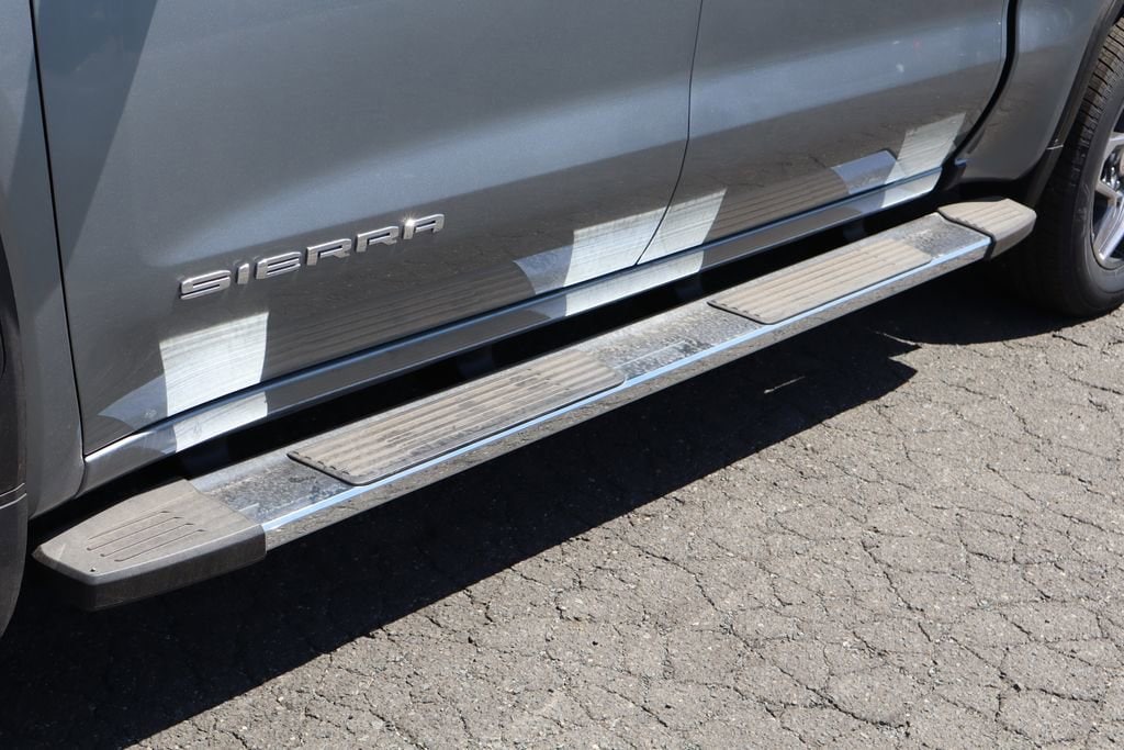 2026 GMC Sierra 1500 SLT - Photo 10