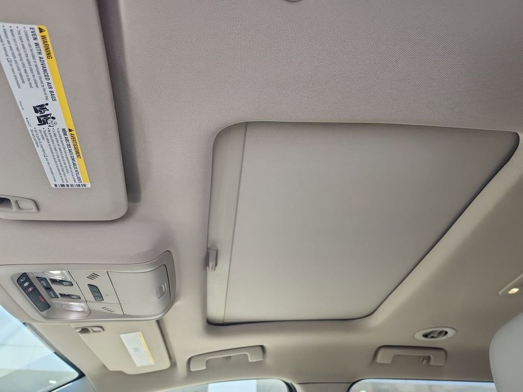2019 GMC Acadia Denali - Photo 19