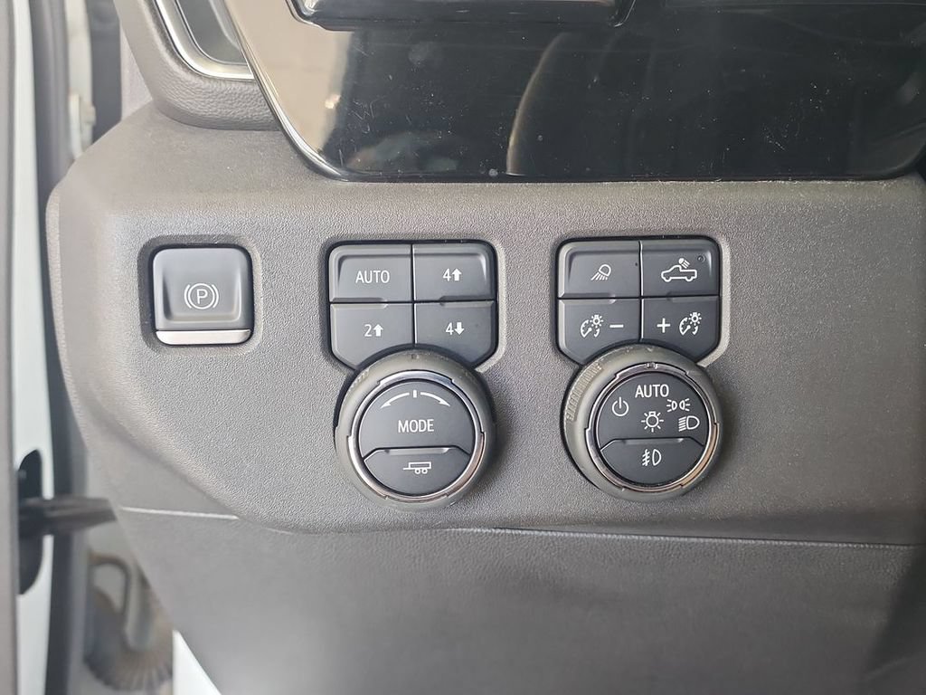 2022 Chevrolet Silverado 1500 LT Trail Boss - Photo 18
