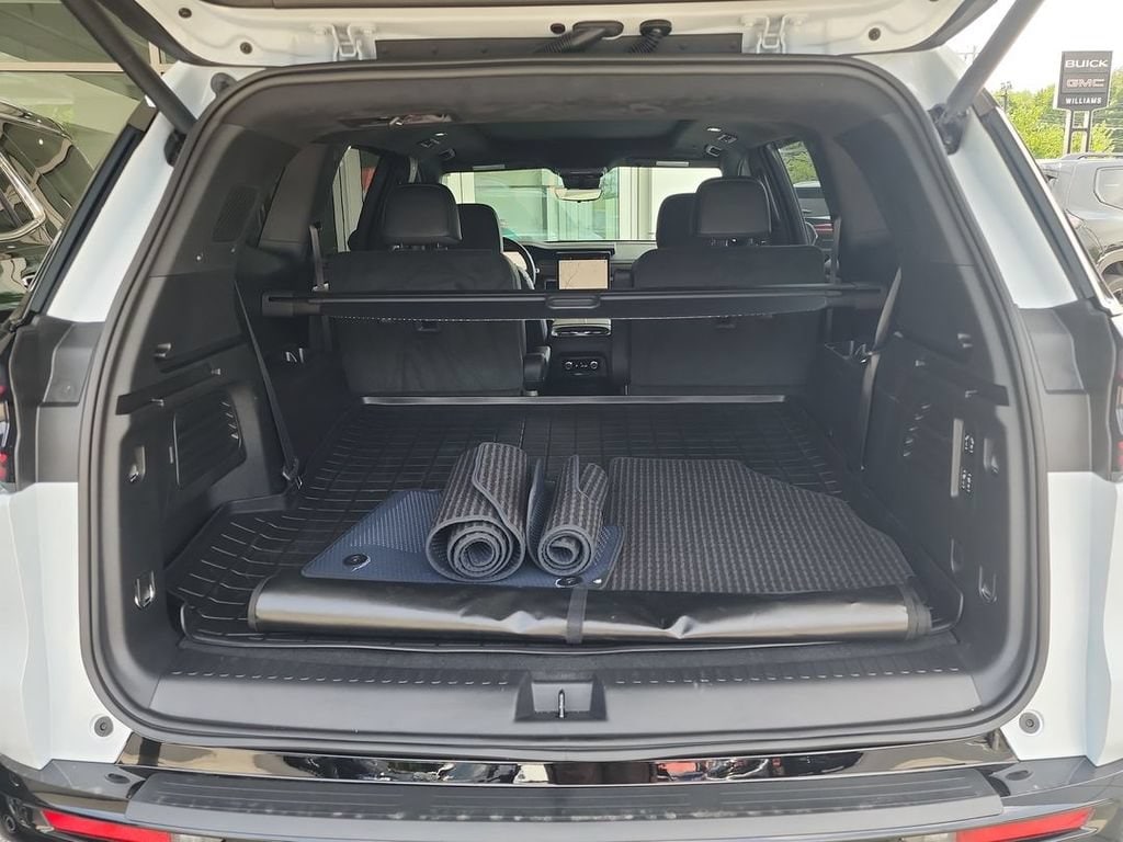 2026 GMC Acadia Denali Ultimate - Photo 25