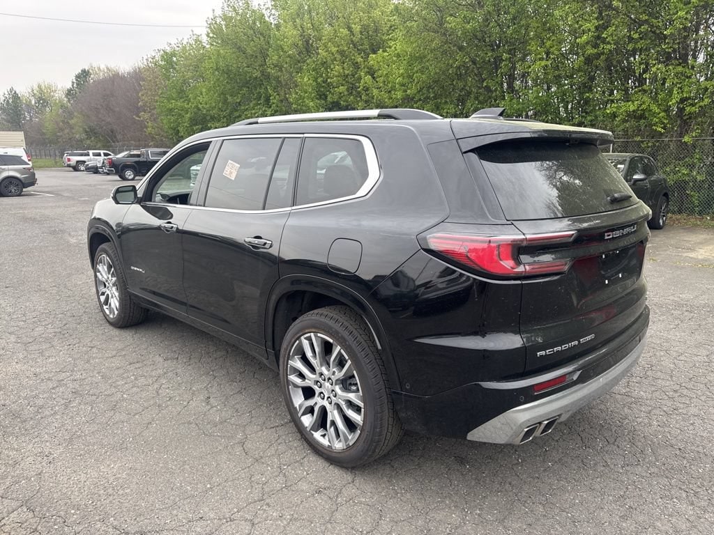 2024 GMC Acadia Denali - Photo 33
