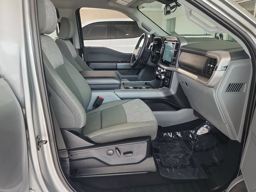 2023 Ford F-150 XLT - Photo 27