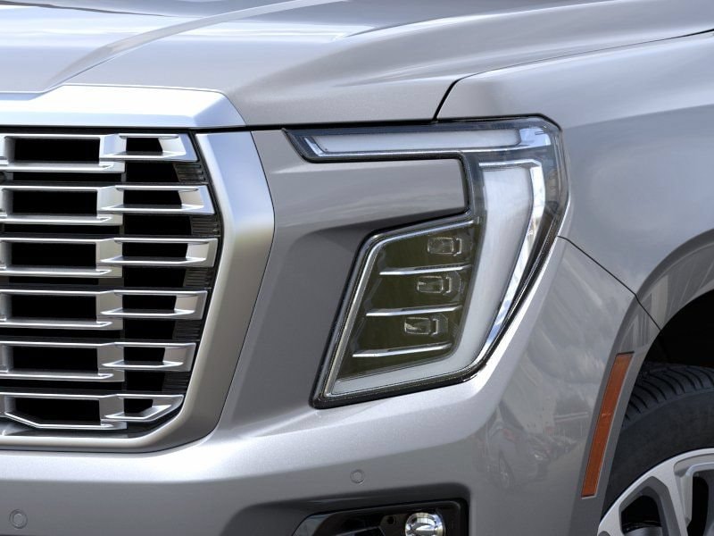 2026 GMC Yukon Denali - Photo 10