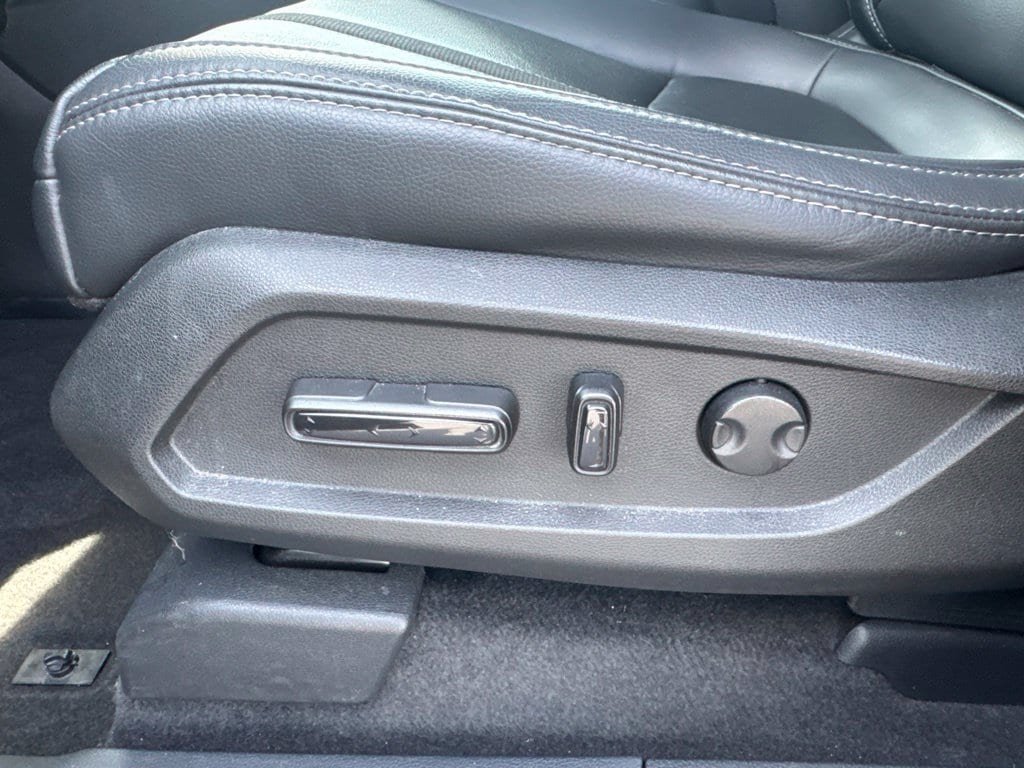 2023 Honda Pilot Touring - Photo 24