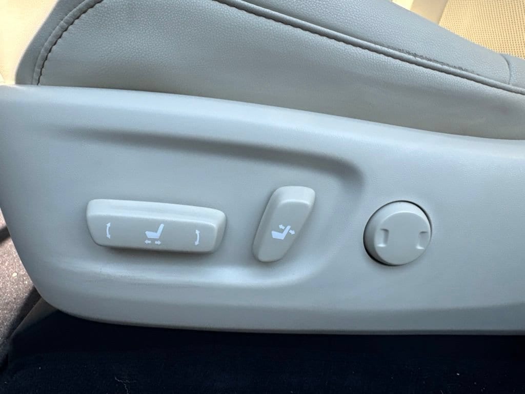 2021 Lexus GX Base - Photo 22