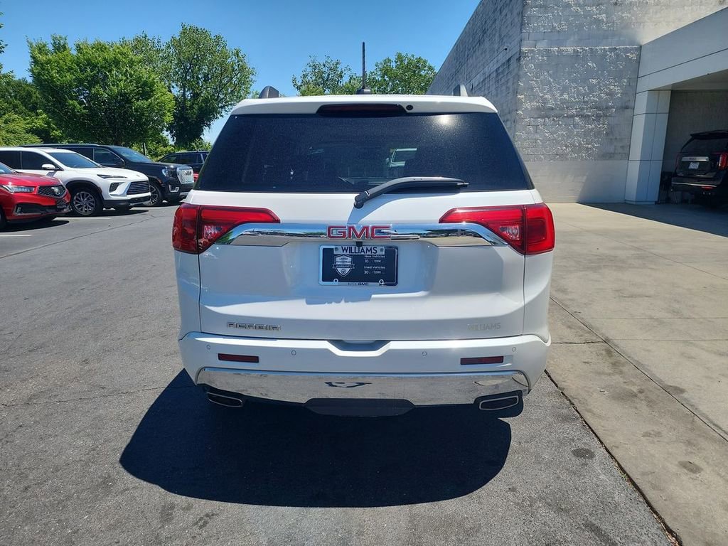 2019 GMC Acadia Denali - Photo 7