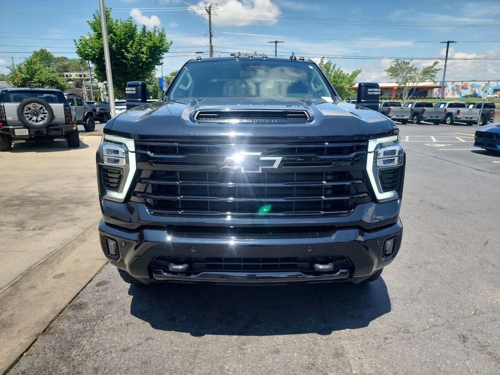 2026 Chevrolet Silverado 2500HD LT - Photo 3