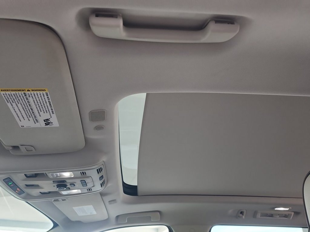 2021 GMC Yukon Denali - Photo 18