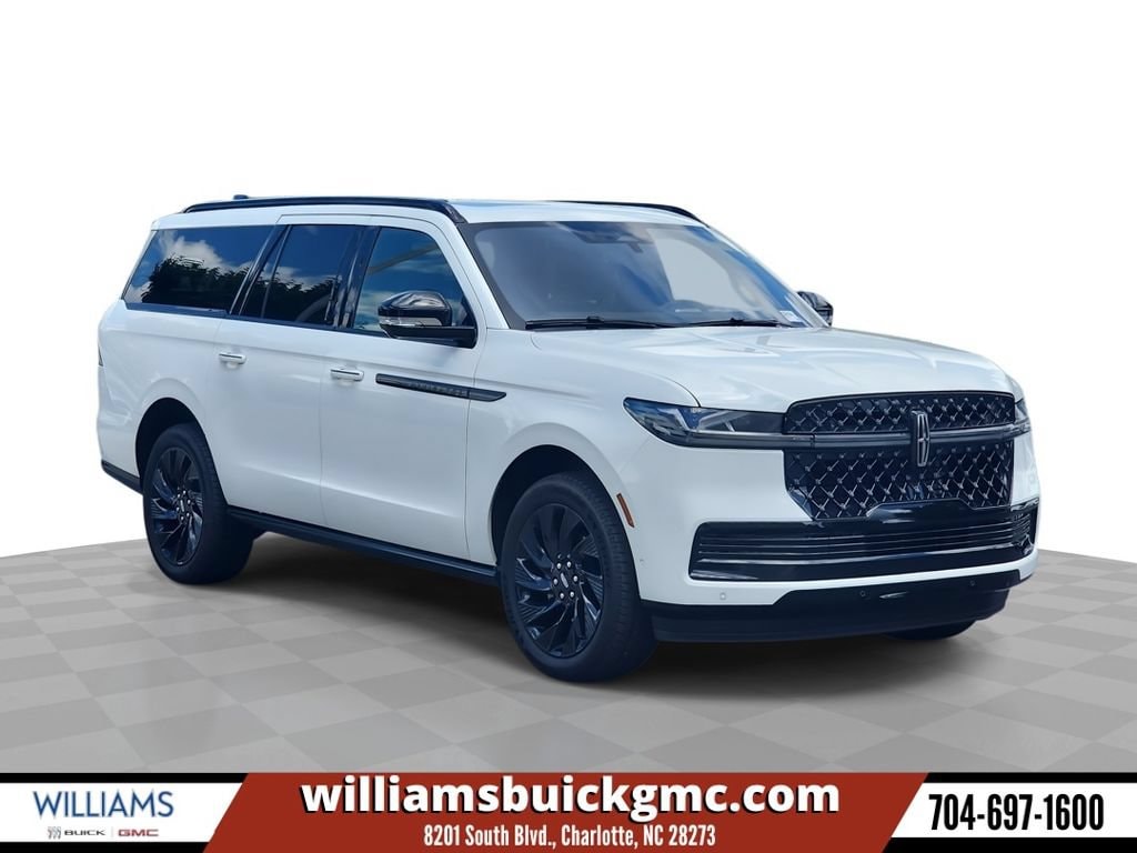 2025 Lincoln Navigator Reserve L | CarEdge | CarEdge