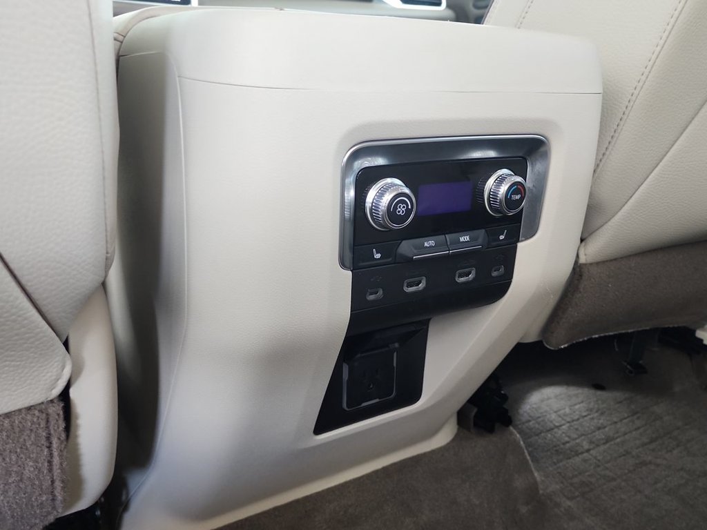 2021 GMC Yukon Denali - Photo 20