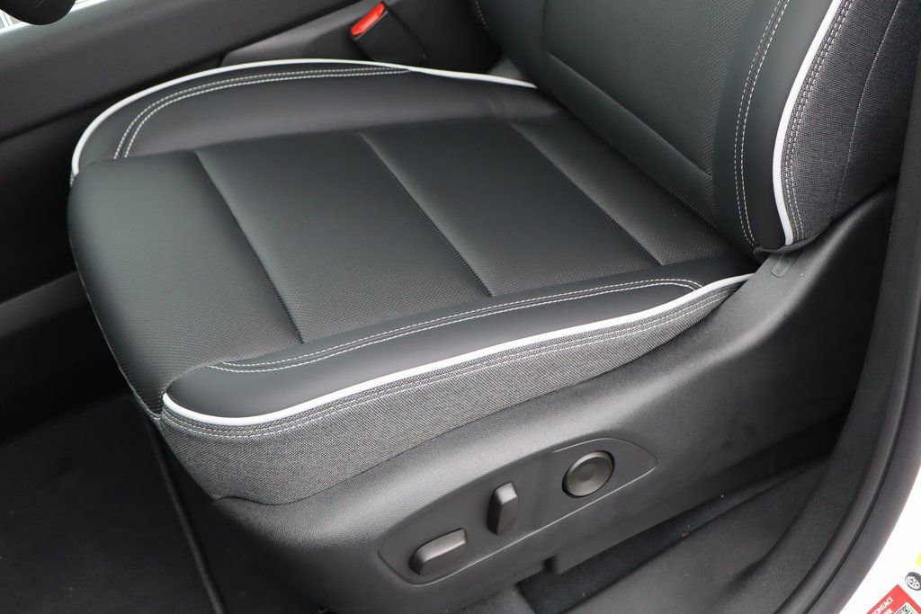 2026 GMC Sierra EV Elevation - Photo 14