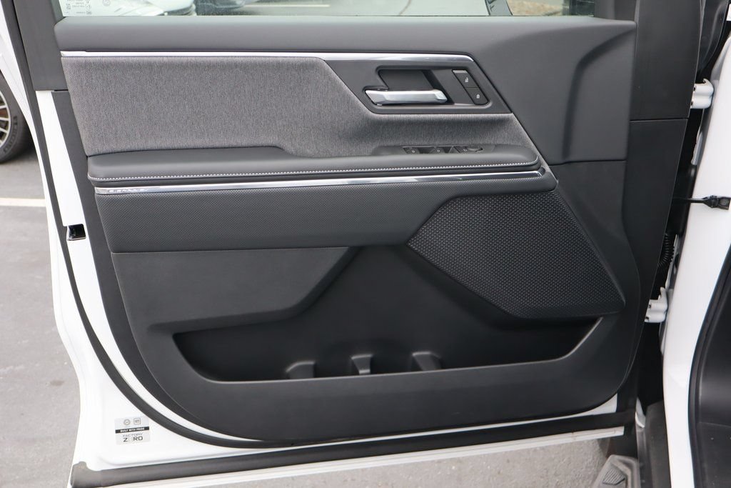 2026 GMC Sierra EV Elevation - Photo 12