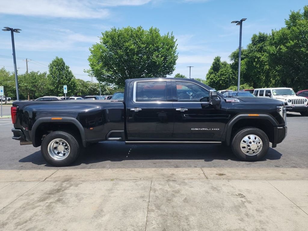 2024 GMC Sierra 3500HD Denali - Photo 9