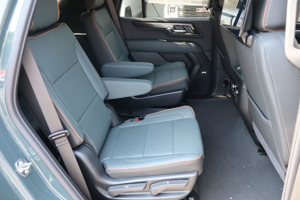 2026 GMC Yukon AT4 - Photo 26
