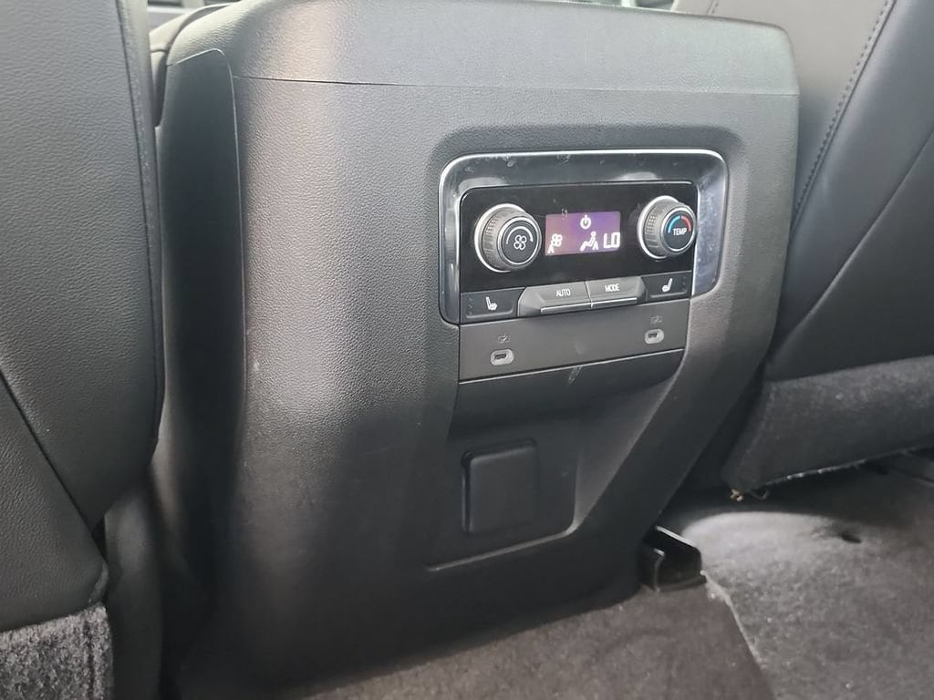 2021 Chevrolet Tahoe Z71 - Photo 20