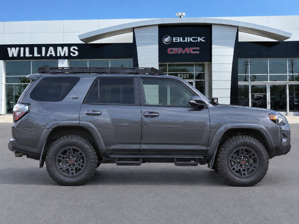 2020 Toyota 4Runner SR5 Premium - Photo 8