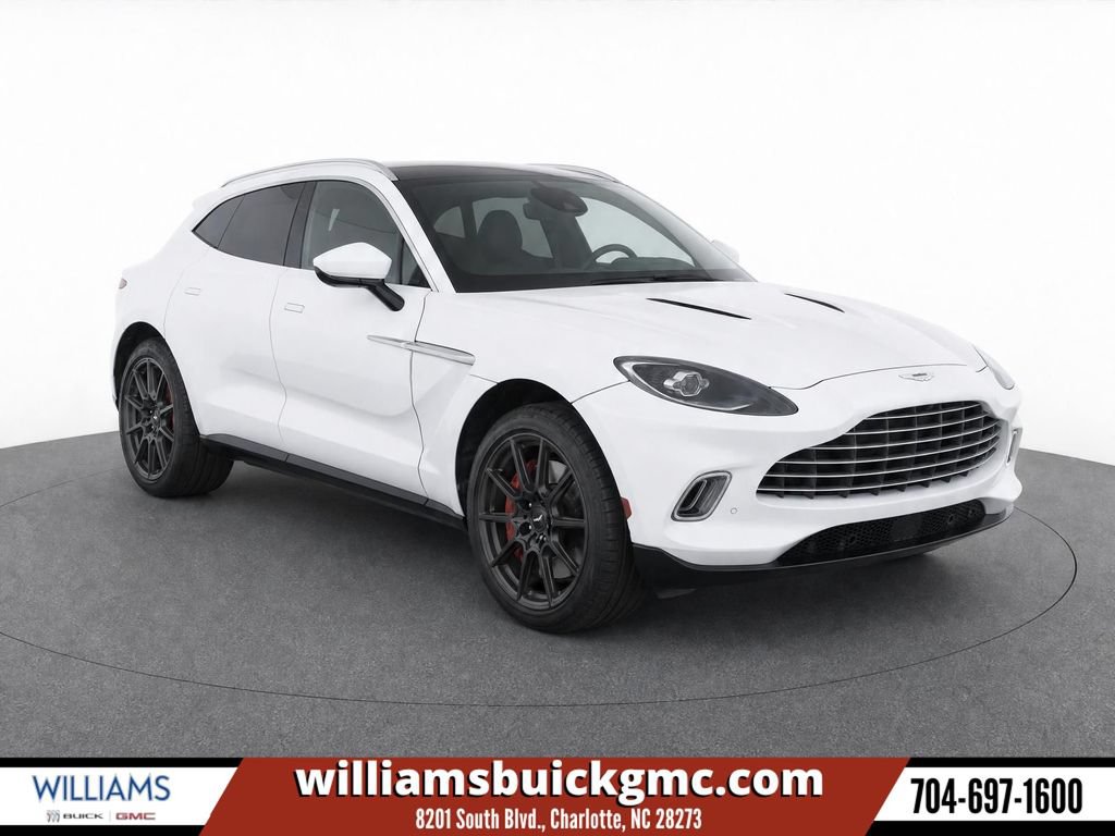 2021 Aston Martin DBX 4.0 V8 AWD's photo