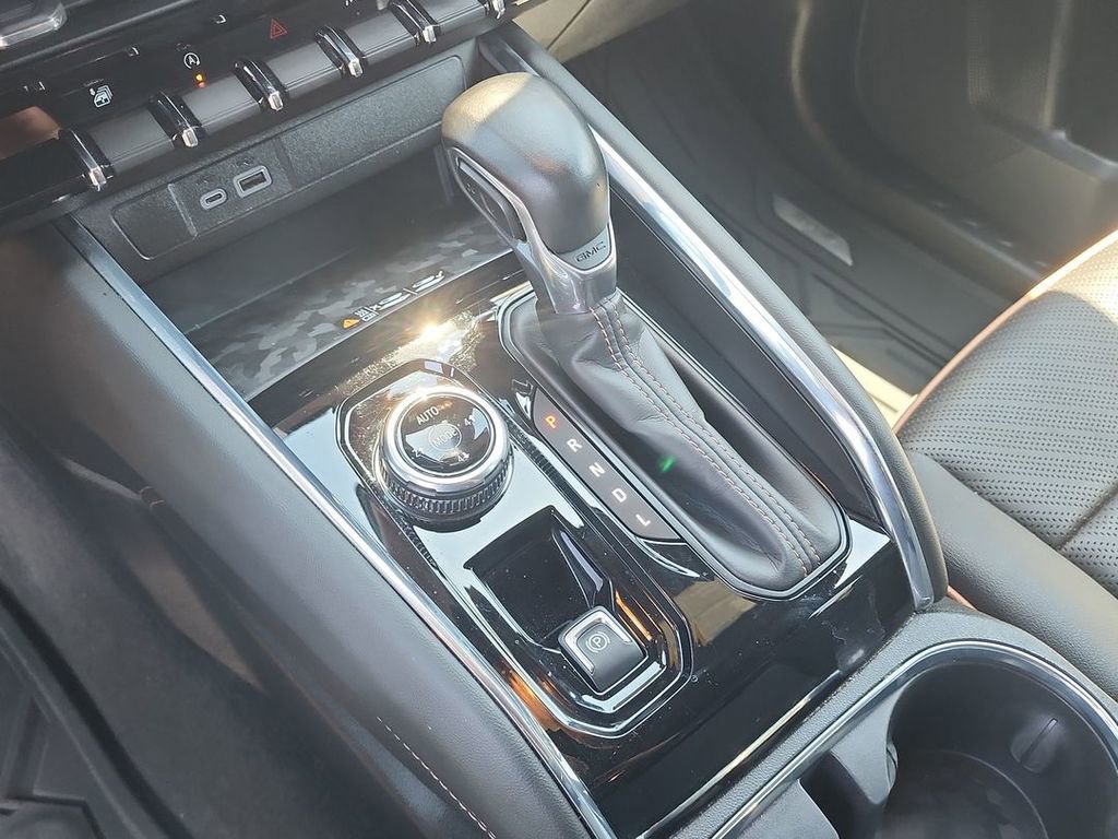 2023 GMC Canyon AT4 - Photo 16