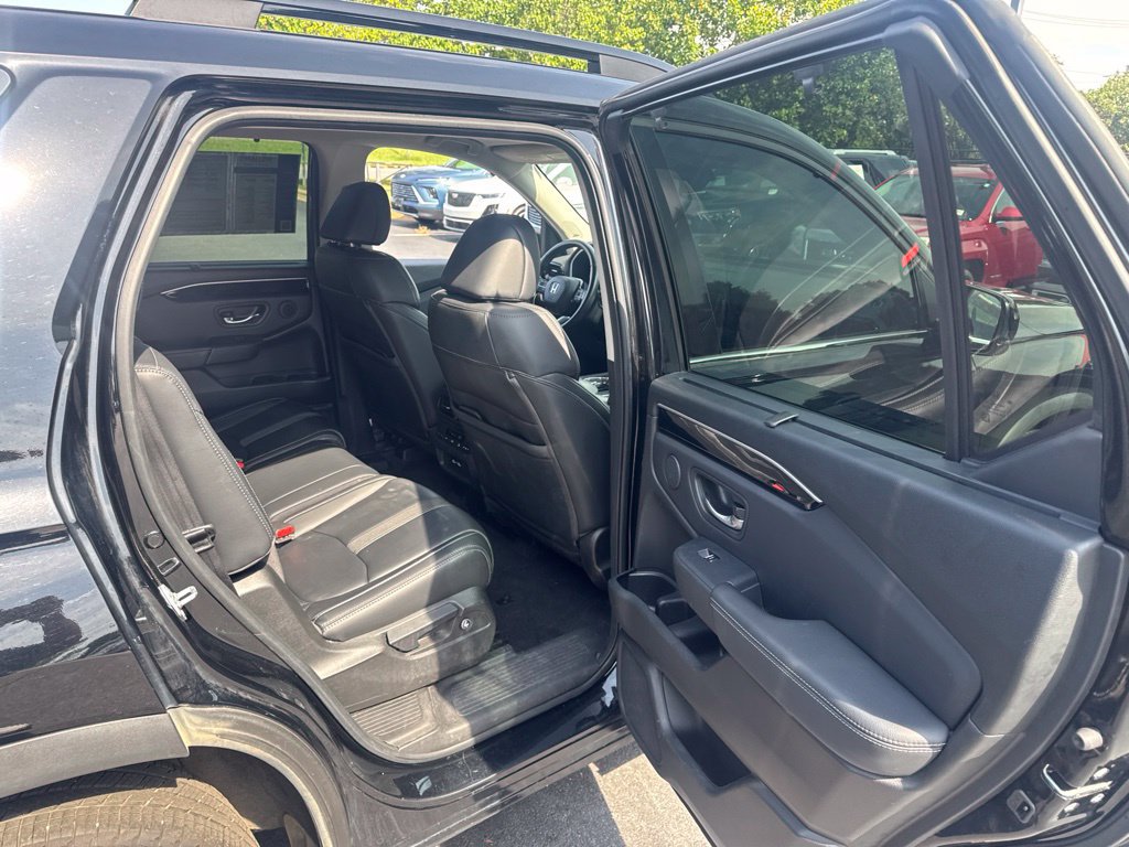 2023 Honda Pilot Touring - Photo 19