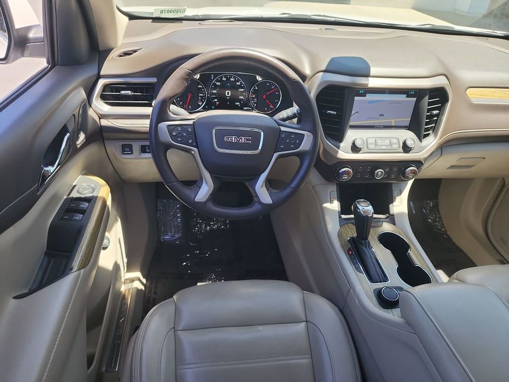 2019 GMC Acadia Denali - Photo 10