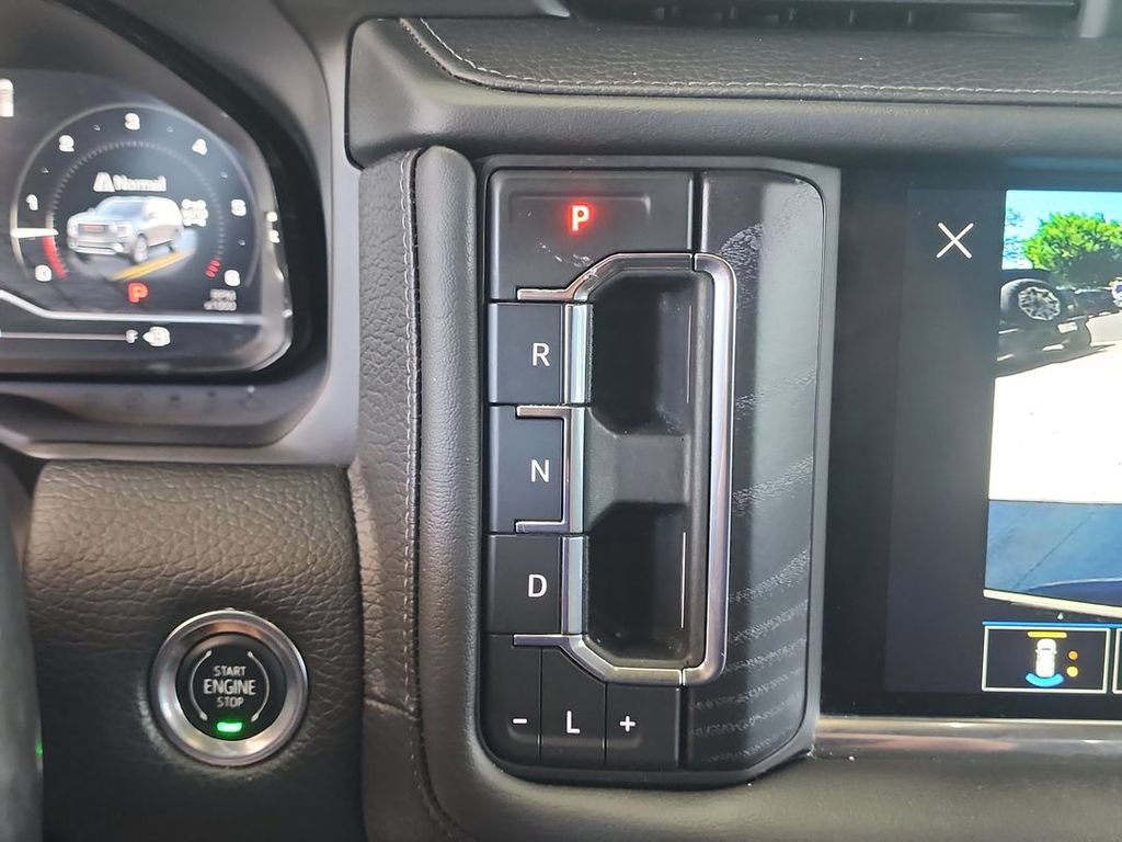 2022 GMC Yukon XL Denali - Photo 16