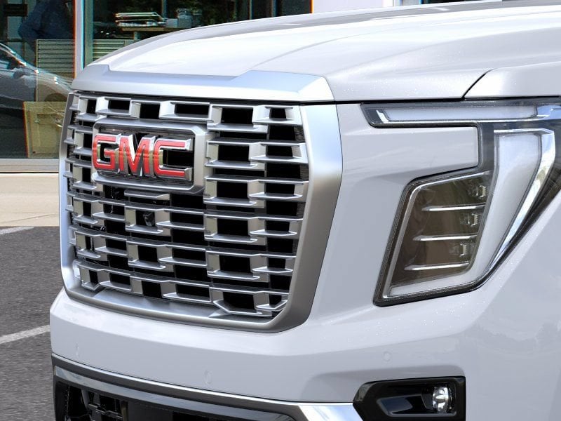2026 GMC Yukon XL Denali - Photo 13
