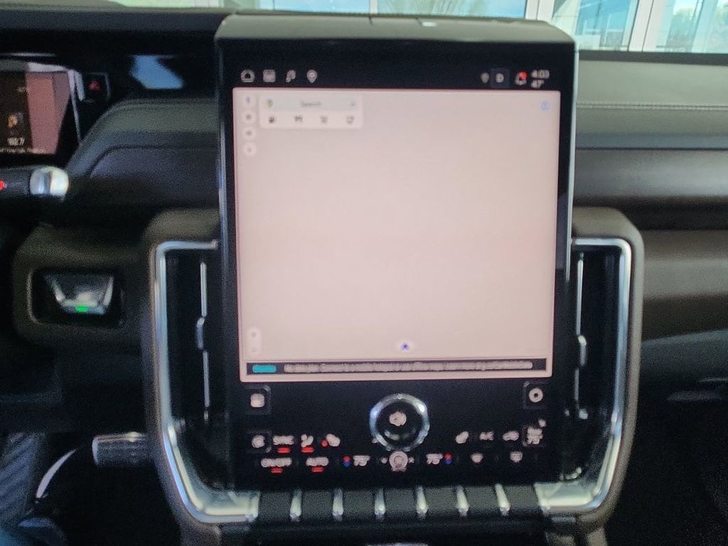 2025 GMC Yukon Denali Ultimate - Photo 14