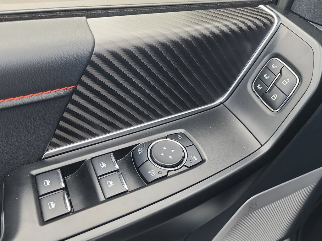 2025 Ford F-150 Raptor - Photo 23