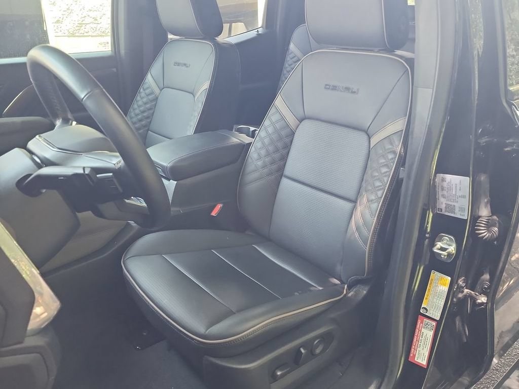 2025 GMC Canyon Denali - Photo 20