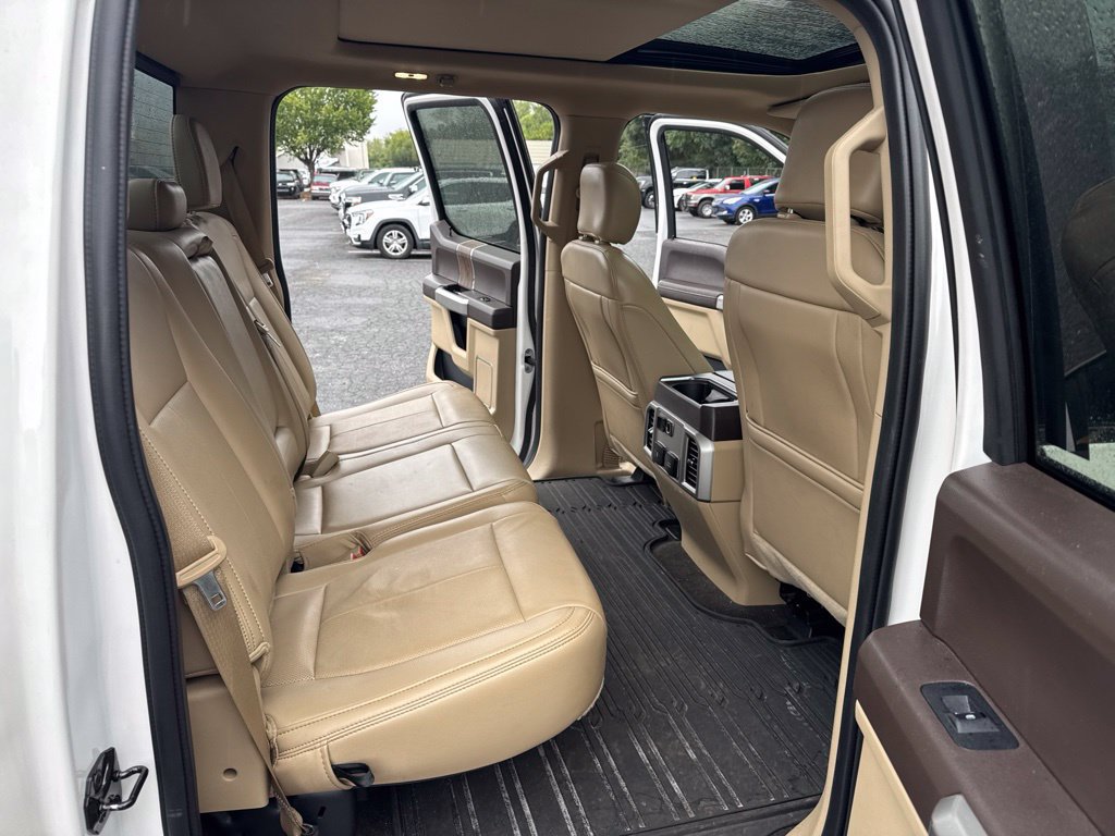 2019 Ford F-150 Lariat - Photo 19