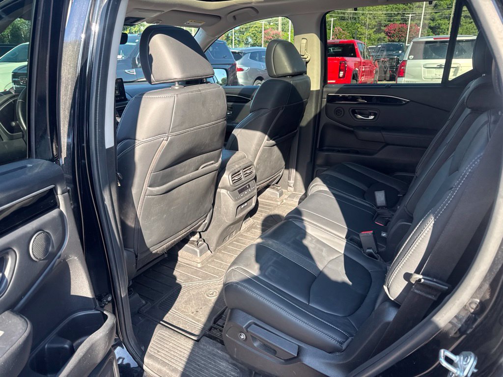 2023 Honda Pilot Touring - Photo 17