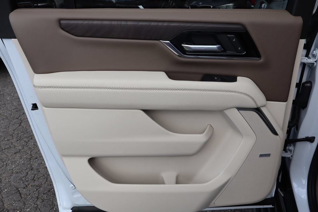 2026 GMC Yukon XL Denali - Photo 21