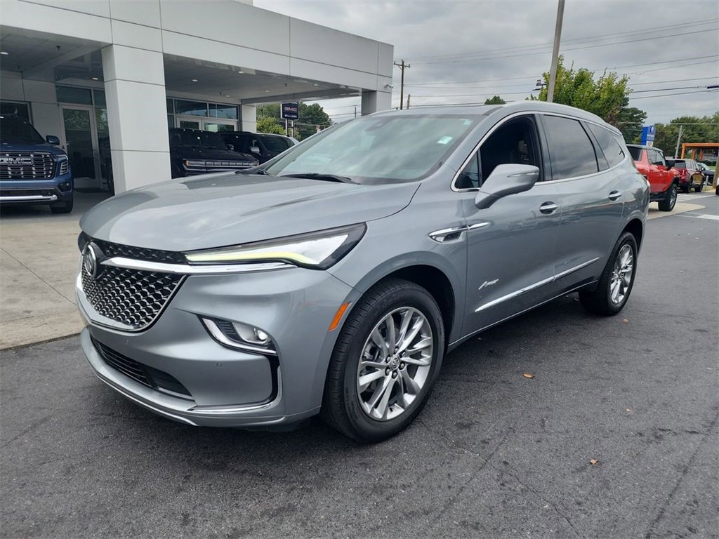2023 Buick Enclave Avenir photo 4