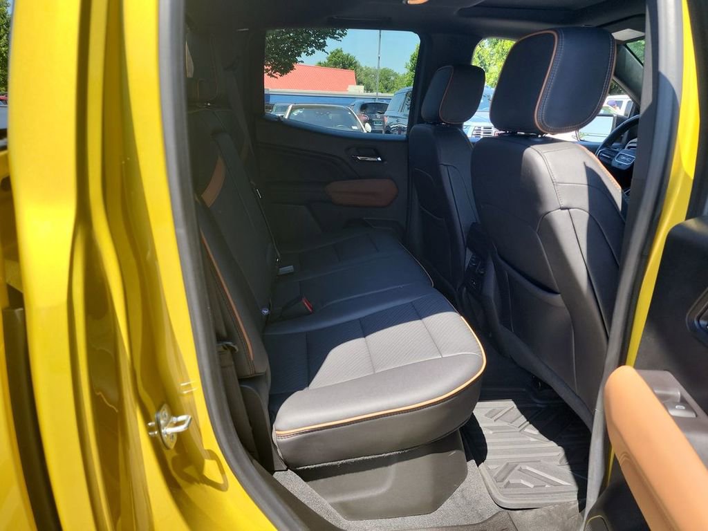 2023 GMC Canyon AT4 - Photo 27