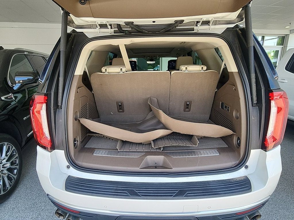 2021 GMC Yukon Denali - Photo 25