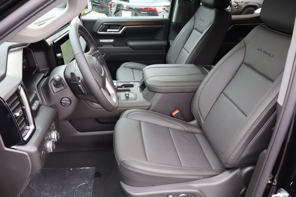 2026 GMC Sierra 1500 Denali - Photo 13