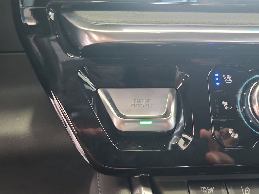2024 GMC Sierra 3500HD Denali - Photo 17